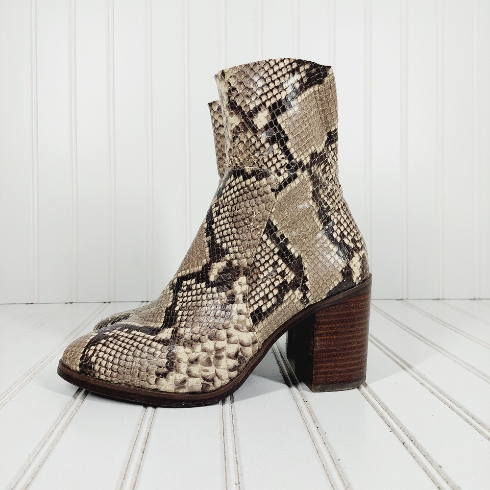 Steve Madden Snakeskin Brown Rewind Slip On Heeled Ankle Bootie C720